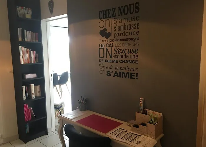 2 Pieces - Quartier Calme - Parking Gratuit